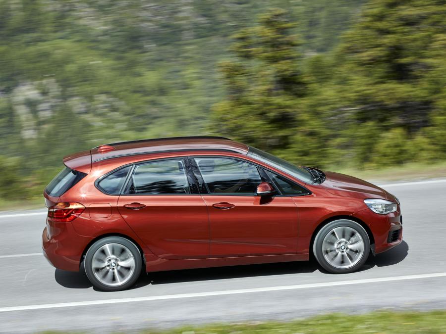  BMW 218d Active Tourer 2014 года  (фото 6 из 30)